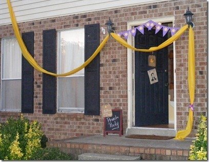 rapunzel-tangled-party-decorations